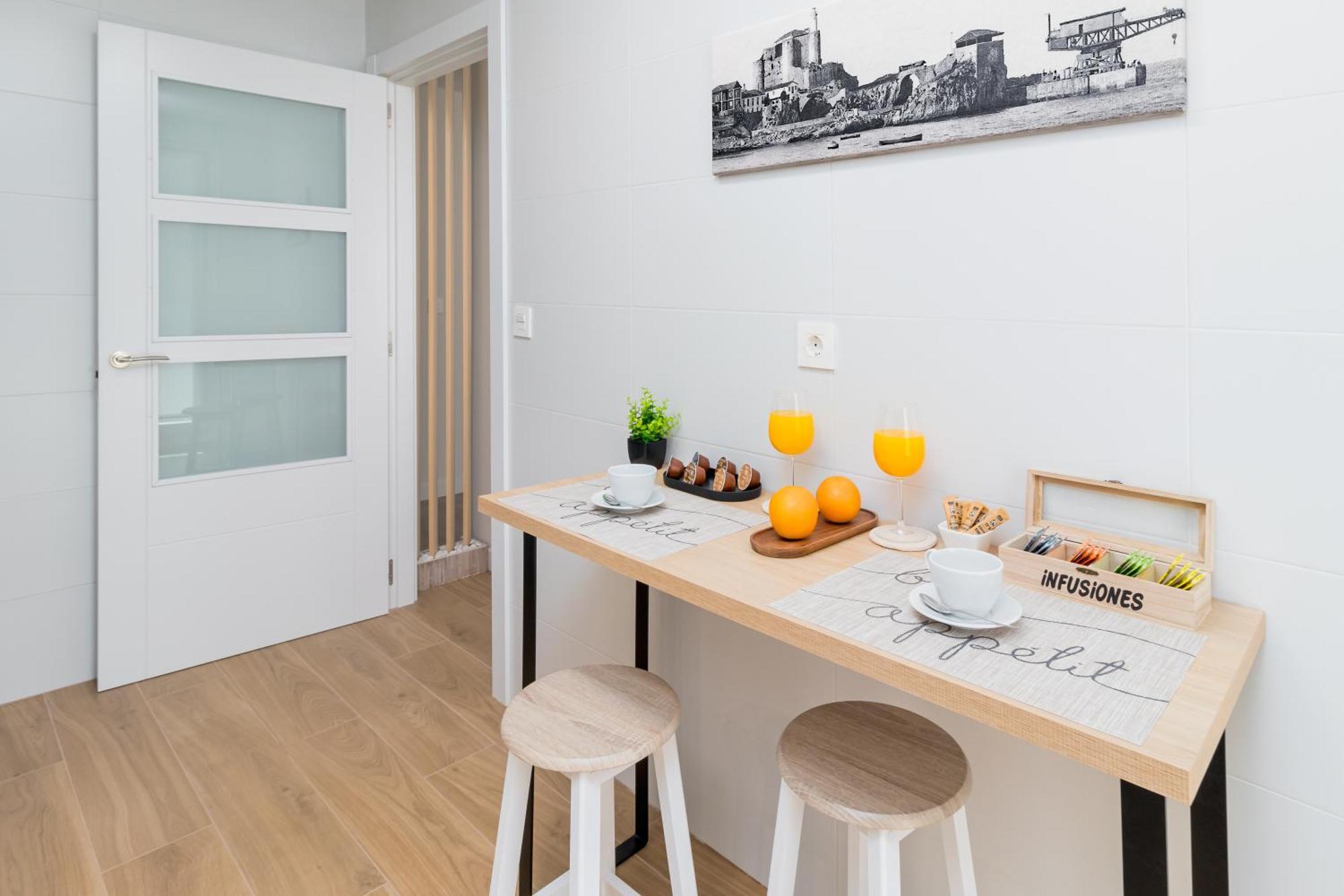 Home In Castro Con Parking Castro Urdiales Extérieur photo